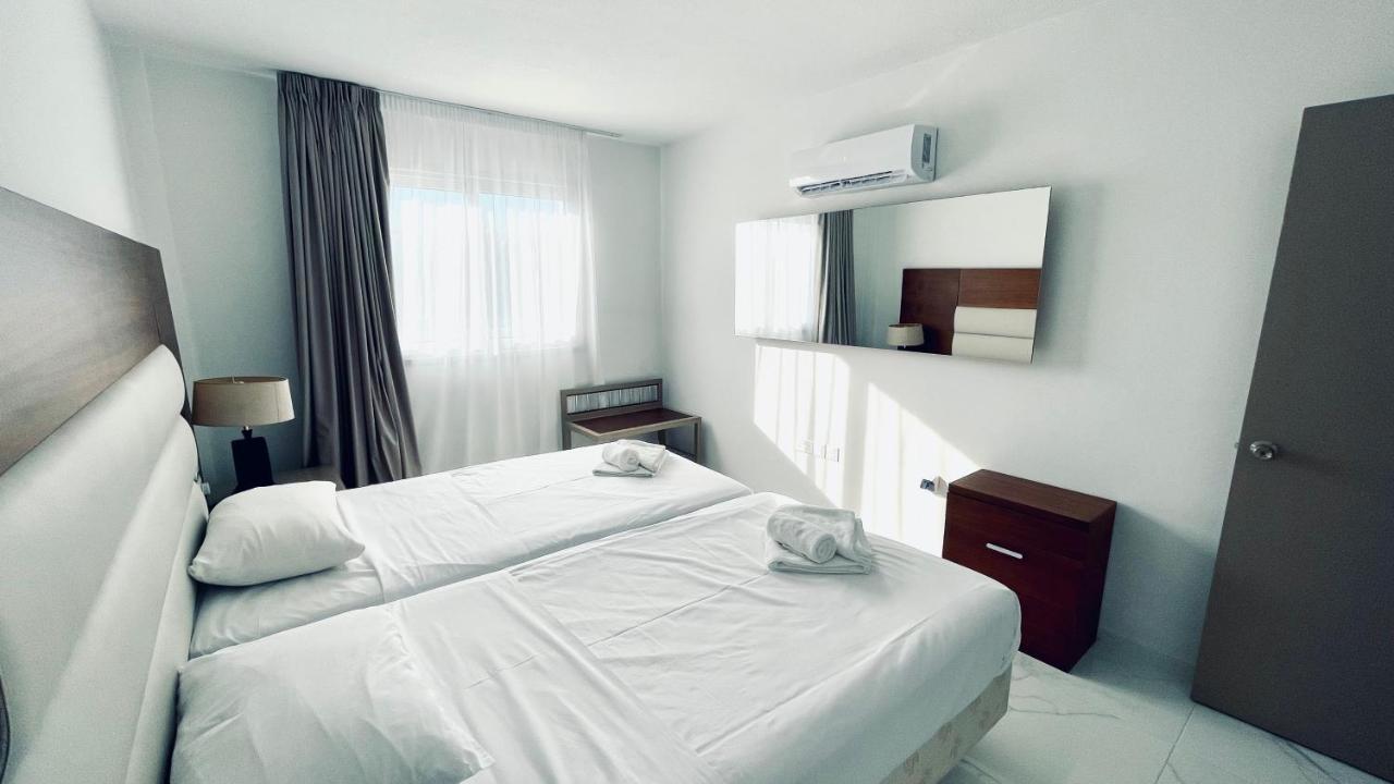 Fotoxenia Luxury Apts 파라림니 외부 사진