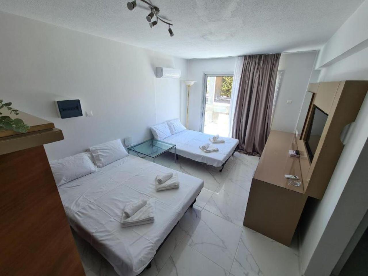 Fotoxenia Luxury Apts 파라림니 외부 사진